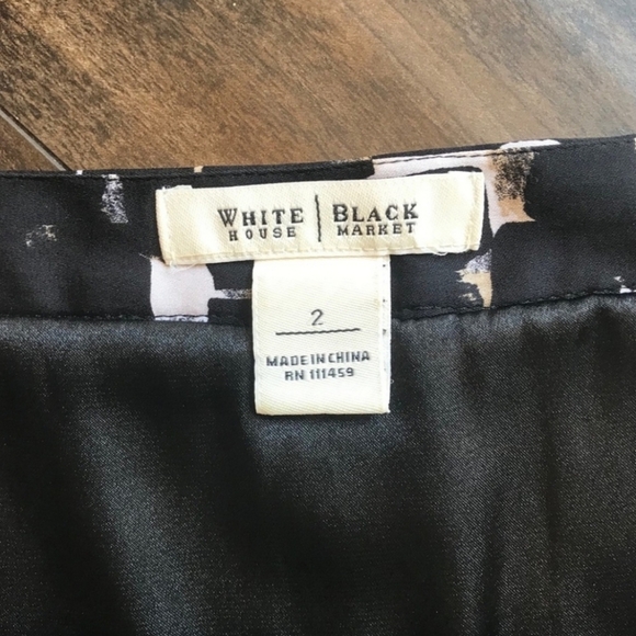 White House Black Market Silk Pleated Geometric Skirt - Picture 3 of 4